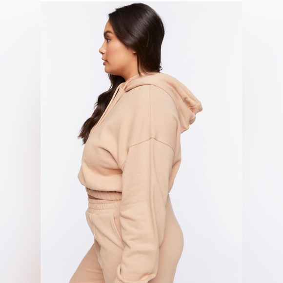 Forever 21 Plus Drawstring Cropped Hoodie - 0X - Walnut - Picture 2 of 4